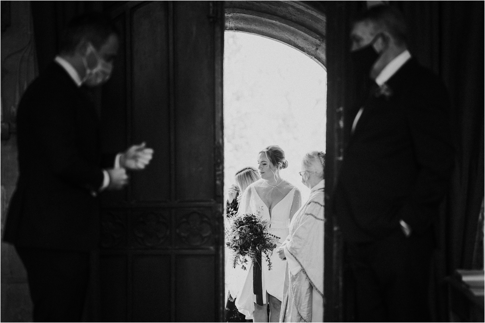 A intimate and small church wedding in Oxfordshrie